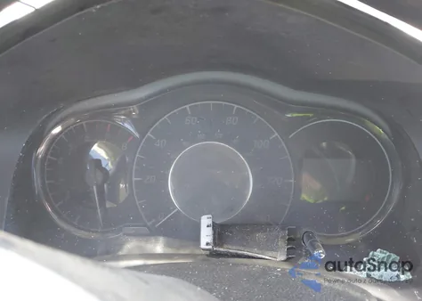 2015 Nissan Versa Note S (Sr)/S Plus/Sl/Sr/Sv z USA, uszkodzony, nr VIN 3N1CE2CPXFL414033